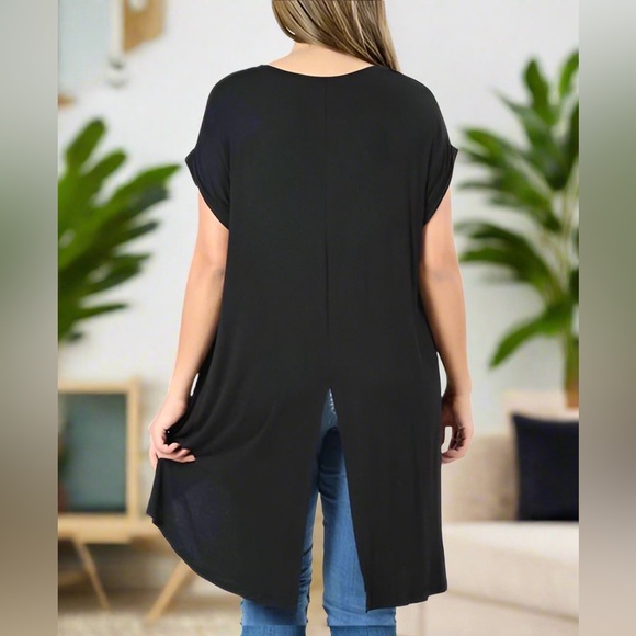 Small NEW Womens Split Black Black Top, Short Sleeve Asymmetric Shirt - Picture 2 of 4